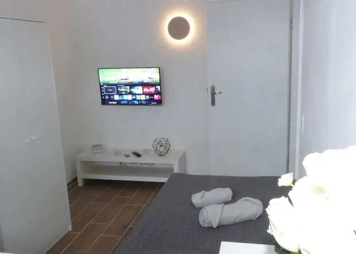 Christho Am Rheinsteig Apartment *